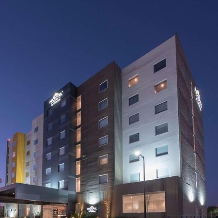 Microtel Inn & Suites By Wyndham Guadalajara Sur Palomar Exterior foto